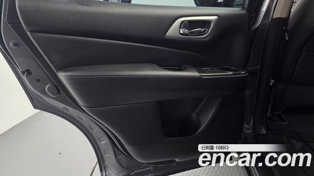 Nissan Pathfinder (IV) 3.5 4WD 2018 — фото 31