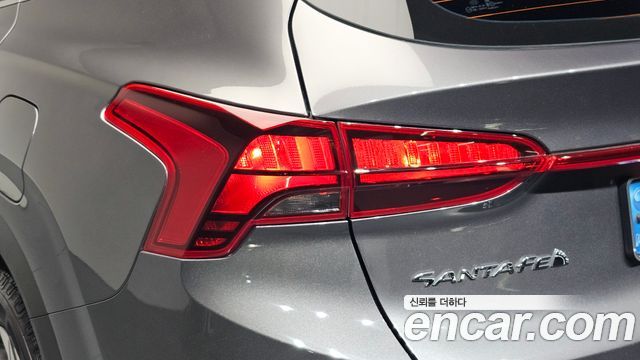 Hyundai Santa Fe Gasoline 2.5T 4WD Premium 2021 — фото 23