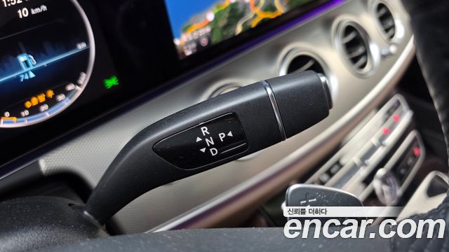Mercedes-Benz E-Class (W213) E350d 2017 — фото 9