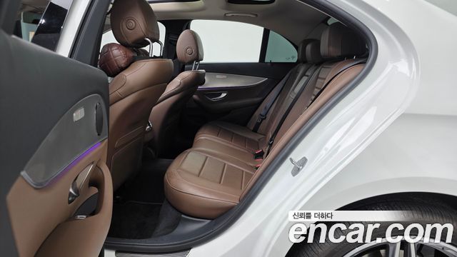 Mercedes-Benz E-Class (W213) E350d 2017 — фото 12