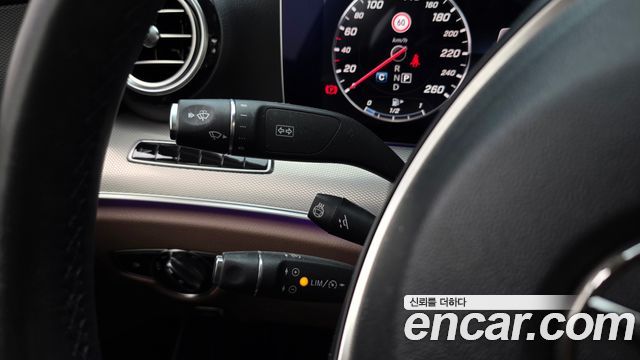 Mercedes-Benz E-Class (W213) E350d 2017 — фото 19