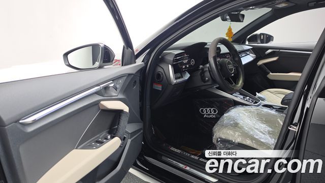 Audi A3 (8Y) 40 TFSI Premium 2024 — фото 10
