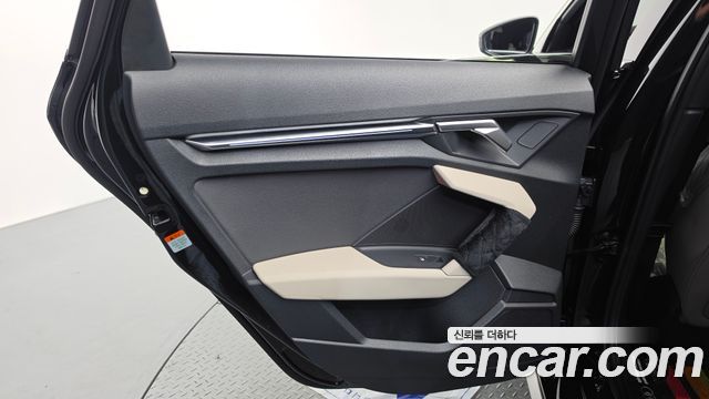 Audi A3 (8Y) 40 TFSI Premium 2024 — фото 25