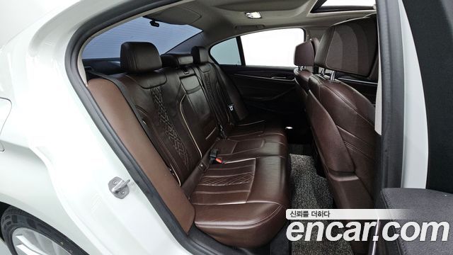 BMW 5 Series (G30) 520d Luxury Plus 2018 — фото 11