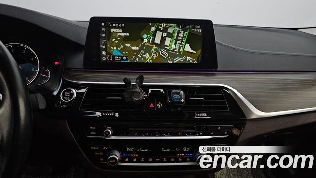 BMW 5 Series (G30) 520d Luxury Plus 2018 — фото 13