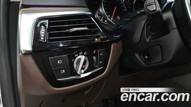 BMW 5 Series (G30) 520d Luxury Plus 2018 — фото 18