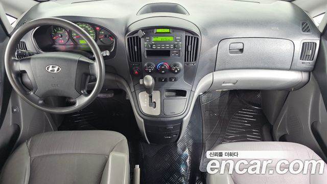 Hyundai Grand Starex 5-Seater VAN CVX Deluxe 2016 — фото 7