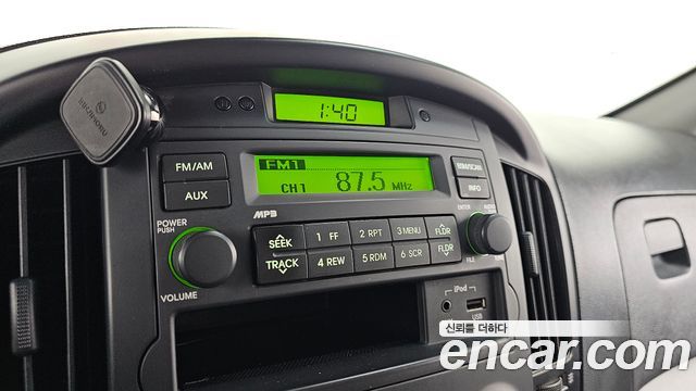 Hyundai Grand Starex 5-Seater VAN CVX Deluxe 2016 — фото 15