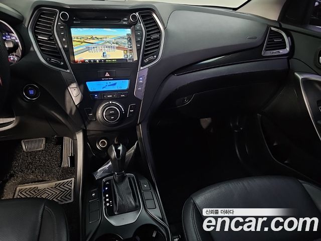 Hyundai Santa Fe (DM) Diesel(e-VGT) 2.0 2WD Premium 2013 — фото 10