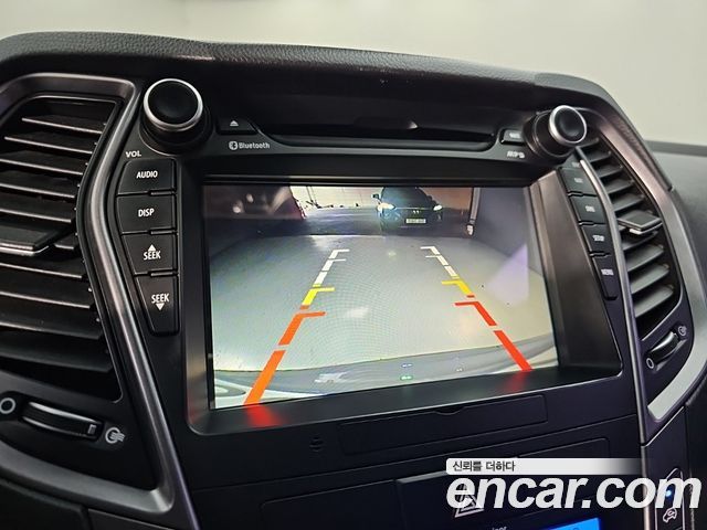 Hyundai Santa Fe (DM) Diesel(e-VGT) 2.0 2WD Premium 2013 — фото 19