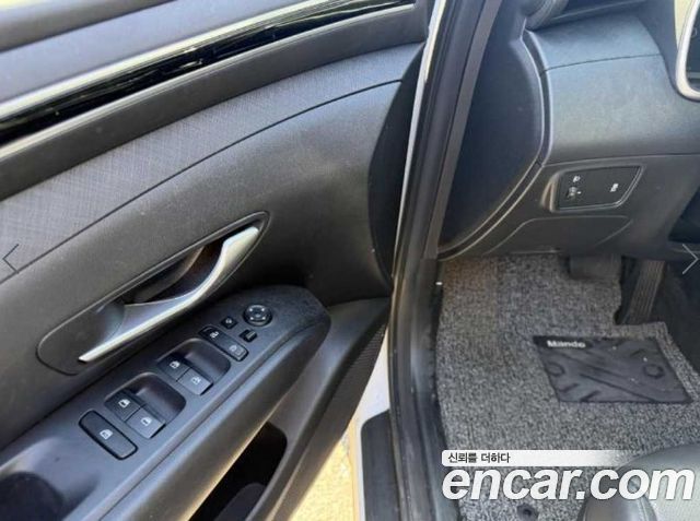 Hyundai Tucson (NX4) Gasoline 1.6 Turbo 2WD Premium 2023 — фото 3