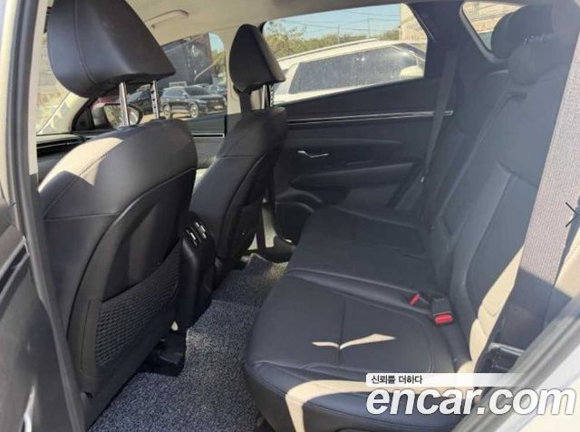 Hyundai Tucson (NX4) Gasoline 1.6 Turbo 2WD Premium 2023 — фото 4
