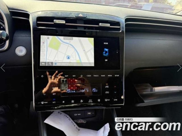 Hyundai Tucson (NX4) Gasoline 1.6 Turbo 2WD Premium 2023 — фото 9
