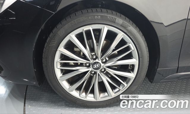 Hyundai Grandeur (IG) 3.0 Exclusive Special 2018 — фото 5