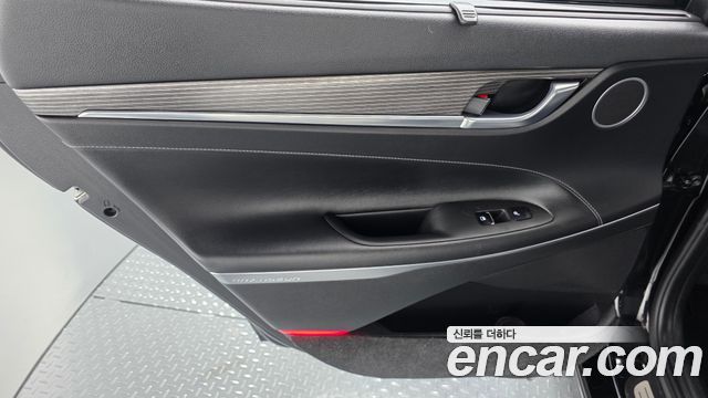 Hyundai Grandeur (IG) 3.0 Exclusive Special 2018 — фото 25
