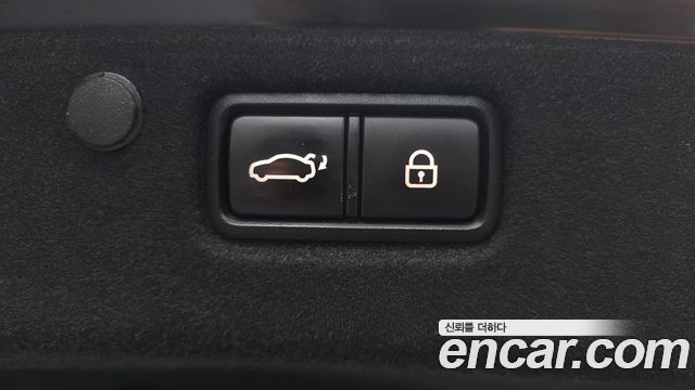 Hyundai Grandeur (IG) 3.0 Exclusive Special 2018 — фото 32