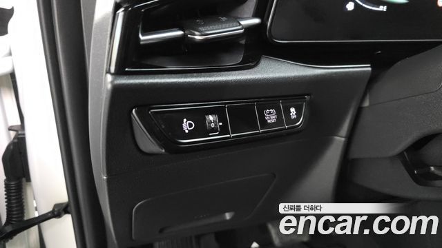 Kia Niro Prestige 2024 — фото 35