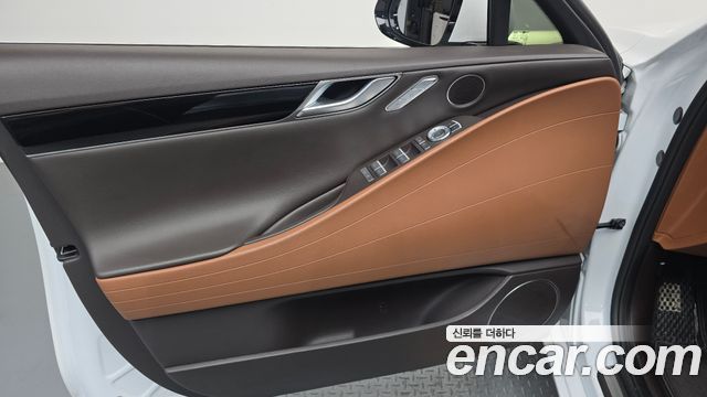 Genesis G80 (RG3) Gasoline 2.5 Turbo AWD 2022 — фото 24