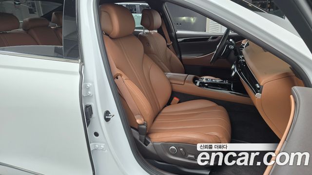 Genesis G80 (RG3) Gasoline 2.5 Turbo AWD 2022 — фото 26