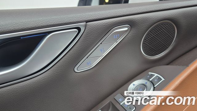 Genesis G80 (RG3) Gasoline 2.5 Turbo AWD 2022 — фото 30