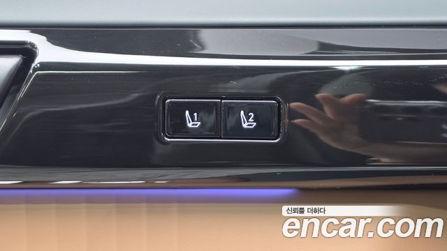 Hyundai Grandeur (GN7) 2,5 Gasoline 2WD Calligraphy 2025 — фото 12