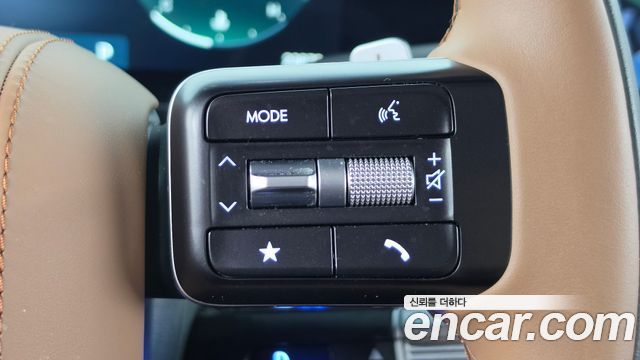Hyundai Grandeur (GN7) 2,5 Gasoline 2WD Calligraphy 2025 — фото 17