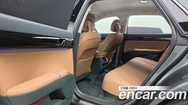 Hyundai Grandeur (GN7) 2,5 Gasoline 2WD Calligraphy 2025 — фото 29