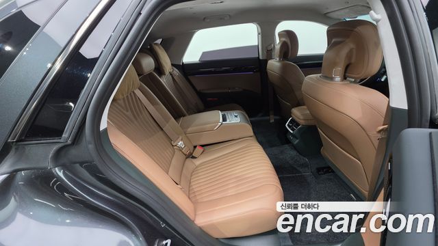 Hyundai Grandeur (GN7) 2,5 Gasoline 2WD Calligraphy 2025 — фото 32