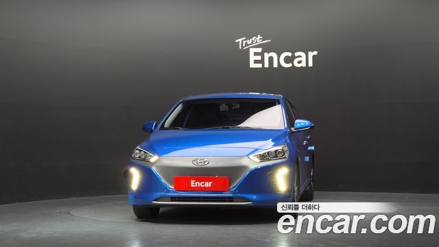 Hyundai Ioniq Electric Q 2017 — фото 3