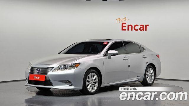 Lexus ES300h Supreme XV60