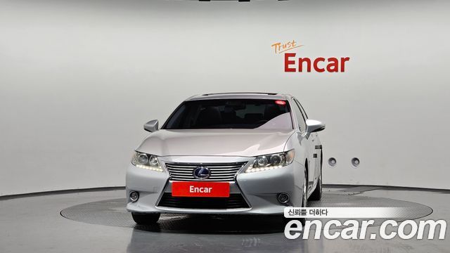 Lexus ES300h Supreme XV60 2014 — фото 3