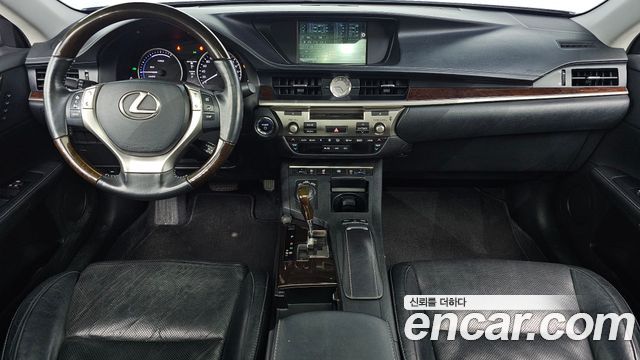 Lexus ES300h Supreme XV60 2014 — фото 7