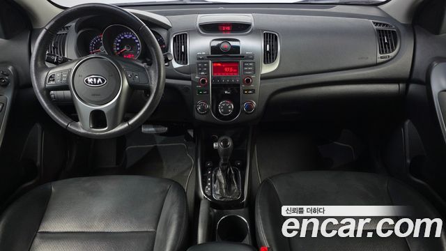 Kia Forte 1.6 GDI Luxury Standard 2012 — фото 7