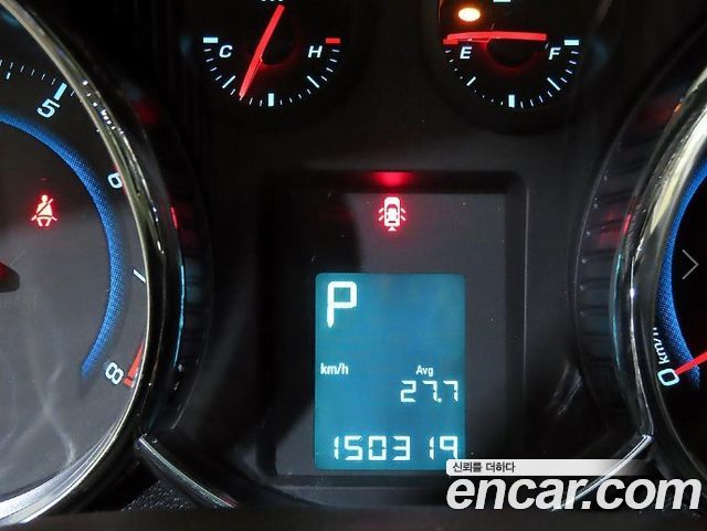 Chevrolet Cruze 1.8 LTZ+ 2011 — фото 9