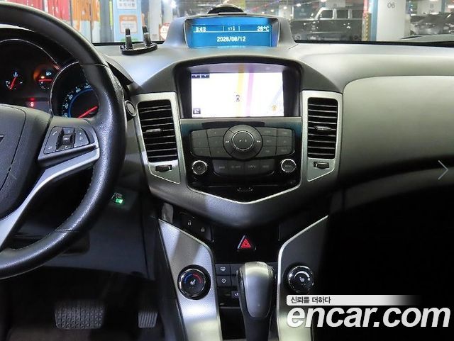 Chevrolet Cruze 1.8 LTZ+ 2011 — фото 15