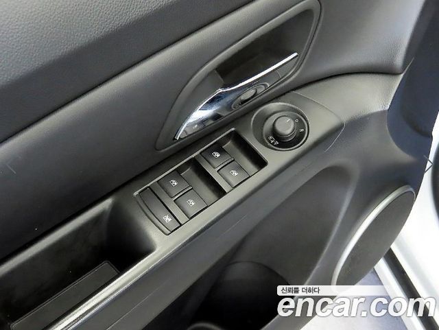Chevrolet Cruze 1.8 LTZ+ 2011 — фото 17