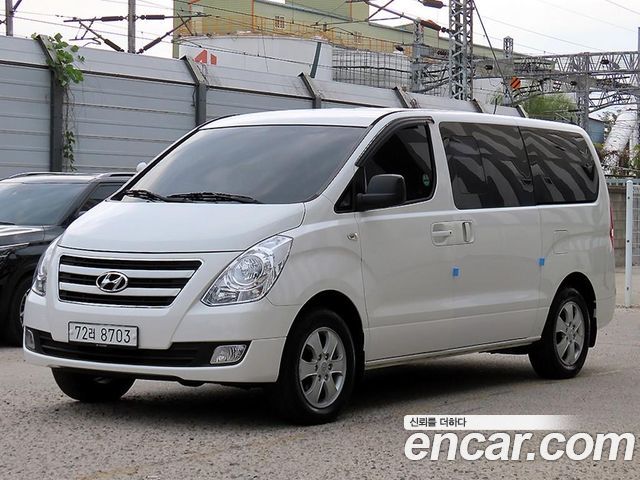 Hyundai Grand Starex 4WD 11-Seater Wagon Smart