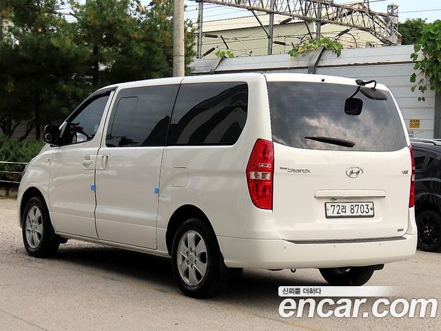 Hyundai Grand Starex 4WD 11-Seater Wagon Smart 2016 — фото 2