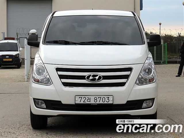Hyundai Grand Starex 4WD 11-Seater Wagon Smart 2016 — фото 3