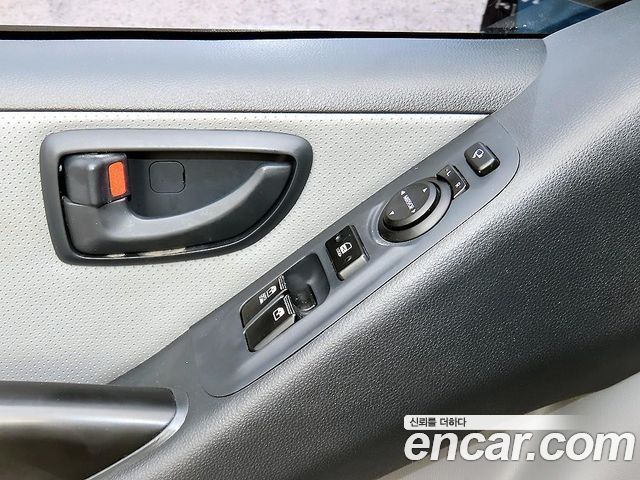 Hyundai Grand Starex 4WD 11-Seater Wagon Smart 2016 — фото 10