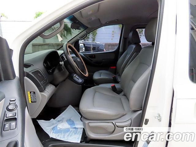 Hyundai Grand Starex 4WD 11-Seater Wagon Smart 2016 — фото 17