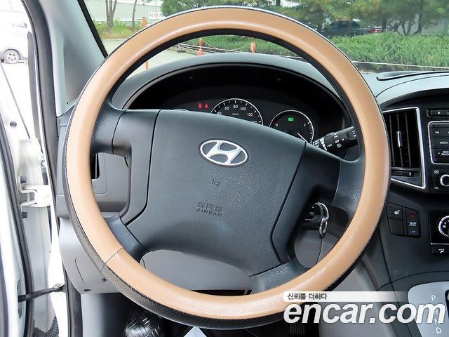 Hyundai Grand Starex 4WD 11-Seater Wagon Smart 2016 — фото 21
