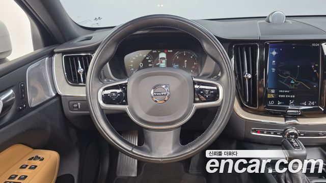 Volvo XC60 (II) D5 Inscription 2019 — фото 13