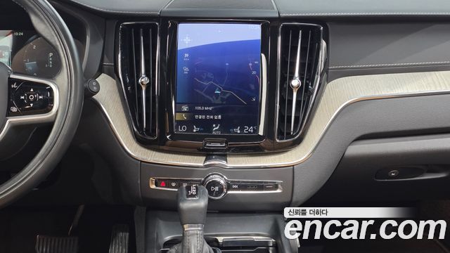 Volvo XC60 (II) D5 Inscription 2019 — фото 14
