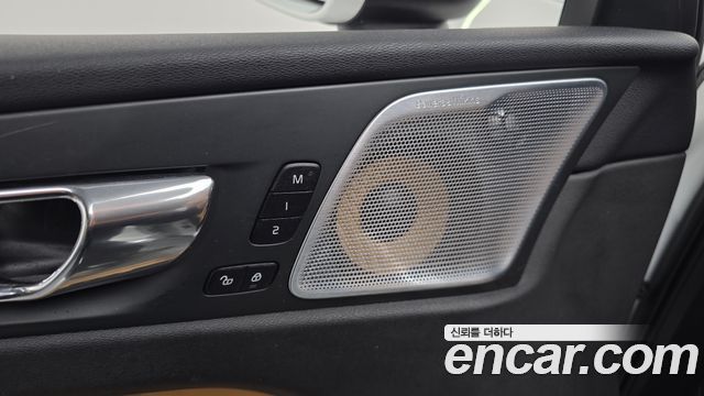 Volvo XC60 (II) D5 Inscription 2019 — фото 15