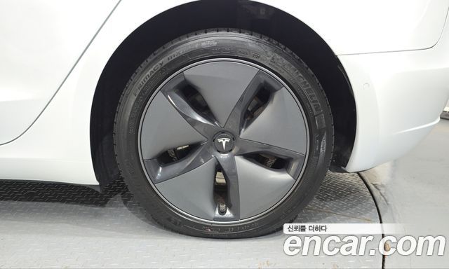 Tesla Model 3 Long Range AWD 2020 — фото 21