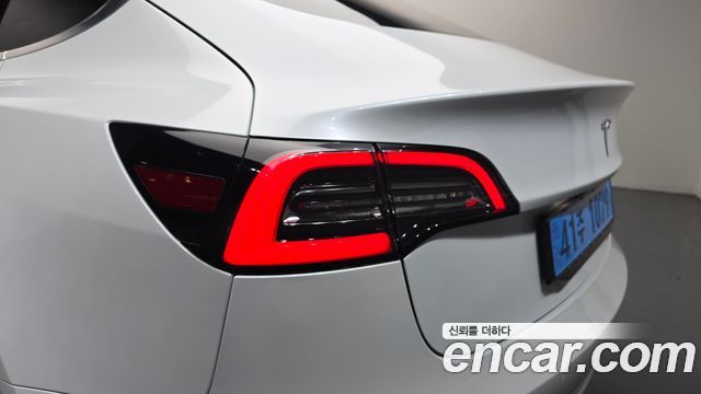 Tesla Model 3 Long Range AWD 2020 — фото 23
