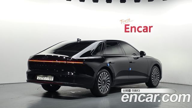 Hyundai Grandeur Hybrid (GN7) Honors 2026 — фото 2