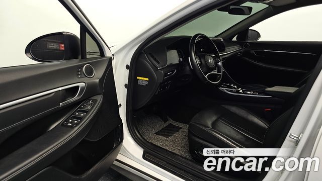 Hyundai Sonata (DN8) 2.0 Premium Millennial 2020 — фото 10