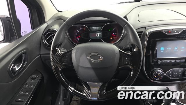 Renault Korea QM3 RE 2017 — фото 17